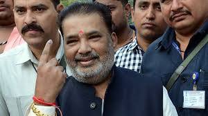 હાલમાં એવી પણ ચર્ચા ચાલી રહી છે કે પરષોત્તમ સોલંકીએ અન્ય કોઈ મોટું ખાતું માગ્યું હતું. પણ તે ના મળતા તેઓ નારાજ થયા હતા અને નારાજગીને લઈને તેમણે શપથ ગ્રહણ નહોતા કર્યાં..