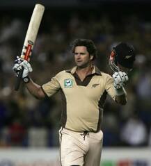 Chris Cairns Health: न्यूजीलैंड के इस दिग्गज क्रिकेटर की हालत नाजुक, लाइफ सपोर्ट सिस्टम पर लड़ रहा जिंदगी की 'जंग'