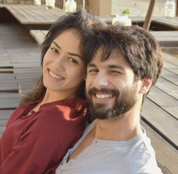 મુંબઈઃ બોલીવુડ અભિનેતા શાહિદ કપૂર અને મીરા રાજપૂત એક મુશ્કેલીનો સામનો કરી રહ્યા છે. આ કારણે તેમણે હવે ઘર બદલવાનું નક્કી કર્યું છે.