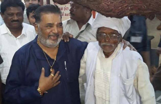 સોલંકીની વાત માનીને કોળી સમાજે હમણાં યુધ્ધવિરામ કર્યો છે. સાથે સાથે તેમણે સ્પષ્ટ કર્યું છે કે, સોલંકીએ આપેલા અલ્ટીમેટમનો સમય પૂર્ણ થાય છતાં તેમની માંગણી સ્વિકારાશે નહીં તો અન્યાય સામે મોરચો માંડીશું. કોળી સમાજના આગેવાનો શક્તિપ્રદર્શન કરીને ગાંધીનગરમાં રેલી કરશે.