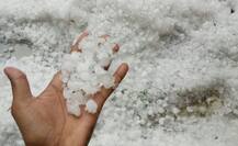 ગુજરાતને અડીને આવેલા કયા ગામમાં કરા સાથે વરસાદ પડ્યો, જમ્મુ કાશ્મીર જેવો થયો માહોલ, જાણો વિગત