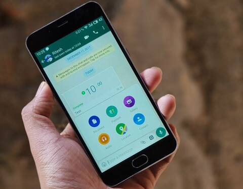 Whatsappમાં આવ્યું નવું ફીચર, Paytmની જેમ મોકલી શકાશે રૂપિયા Whatsappમાં આવ્યું નવું ફીચર, Paytmની જેમ મોકલી શકાશે રૂપિયા