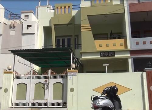 આ બનાવના પગલે જિલ્લા પોલીસવડા પ્રદિપ સેજુળ, એલસીબી, એસઓજી સહિતનો પોલીસ કાફલો ઘટનાસ્થળે દોડી આવ્યો હતો. આ ઉપરાંત મૃતકના ઘરે પણ પોલીસ કાફલાએ દોડી જઈને તપાસ હાથ ધરી હતી. ભોગ બનનાર બાળકીના શરીરના આંતર અને બાહ્ય ભાગો પર સંખ્યાબંધ ઈજાના નિશાન હોવાથી મૃતદેહનું પેનલ પોસ્ટમોર્ટમ બહાર આવ્યું હતું. 
