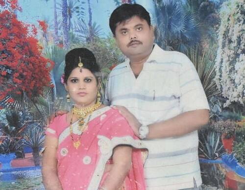 ભોગ બનનારના પિતા ચેતનભાઈના પ્રથમ પત્નીનું અવસાન થતાં થોડા વર્ષો પૂર્વે તેમણે પરપ્રાંતીય એવા શહેનાજબેન ઉર્ફે રેખાબેન સાથે બીજા લગ્ન કર્યા હતા જે લગ્ન થકી બે પુત્રીનો જન્મ થયો હતો જેમાં ભોગ બનનાર નવ વર્ષની બાળકીનો સમાવેશ થાય છે. 