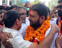 જયેશ રાદડિયા બન્યા રાજકોટ જિલ્લા બેન્કના ચેરમેન, પિતા વિઠ્ઠલભાઇની તબિયત નાદુરસ્ત 