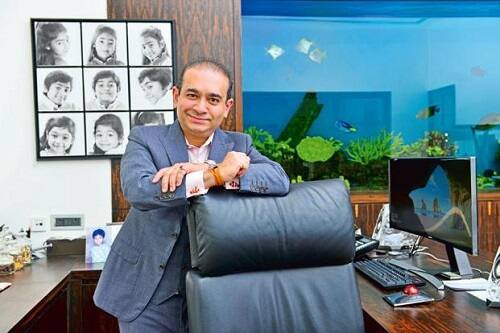 1990ના દાયકામાં તે મુંબઈમાં કાકા સાથે ડાયમન્ડ બિઝનેસમાં જોડાયો હતો. શરૂઆતમાં માત્ર 3,500 રૂપિયાના પગાર સાથે તે કામ કરતો હતો. પરંતુ 10 વર્ષની નોકરી દરમિયાન આ ફિલ્ડનો બરાબર અનુભવ મેળવીને તેણે પોતાનો સ્વતંત્ર બિઝનેસ શરૂ કર્યો હતો અને તેમાં તેને ઝળહળતી સફળતા પણ મળી હતી.