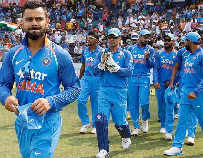 ટીમ ઇન્ડિયા અત્યારે ફૂલ ફોર્મમાં ચાલી રહી છે, ઓપનર શિખર ધવન, બૉલર ભુવનેશ્વર કુમાર અને સાથી ખેલાડીઓએ વિપક્ષી ટીમ આફ્રિકાની પરેશાન કરીને રાખી છે. 