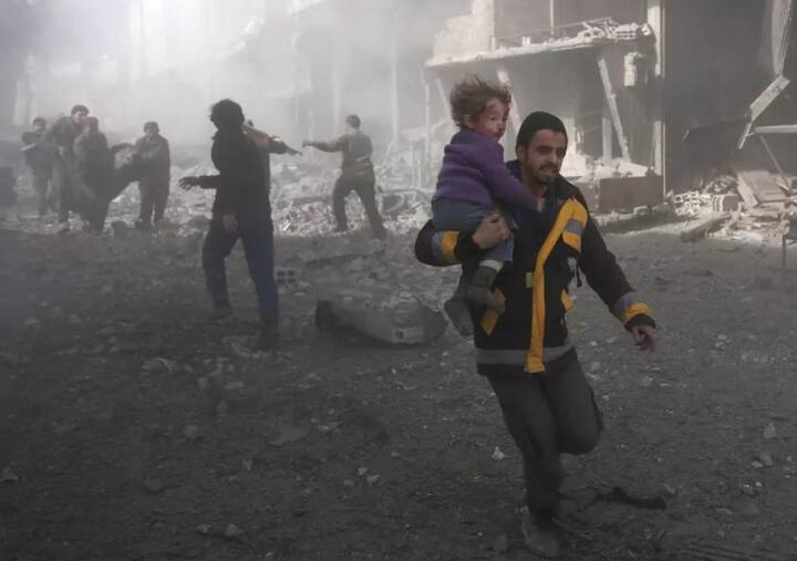  સંયુક્ત રાષ્ટ્રએ સીરિયાને યુદ્ધ વિરામ કરવા કહ્યું છે. જેથી લોકોને મદદ મળી શકે, ઘાયલોને ત્યાંથી કાઢી શકાય. જો કે સીરિયા સરકારમાં જ વિદ્રોહી સમર્થન આફરિનમાં ઘુસણખોરી કરી ચુક્યા છે. તે વિસ્તારમાં તુર્કી સેના સામે કાર્યવાહીની સંભાવના વધી ગઈ છે. 