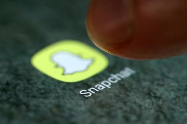 Teenage girl rescued from kidnappers after French police use Snapchat to find her இன்ஸ்டாவில் மெசேஜ் அனுப்பிய கடத்தப்பட்ட சிறுமி: ஸ்நாப்சாட் உதவியுடன் மீட்ட பிரெஞ்சு போலீஸ்!