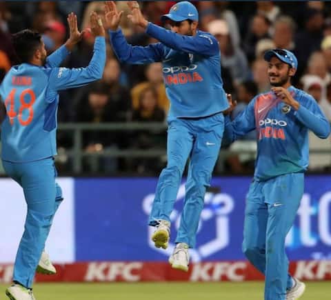કેપટાઉન T 20: ટીમ ઈન્ડિયાએ દક્ષિણ આફ્રિકાને 7 રનથી હરાવી 2-1થી જીતી સીરીઝ કેપટાઉન T 20: ટીમ ઈન્ડિયાએ દક્ષિણ આફ્રિકાને 7 રનથી હરાવી 2-1થી જીતી સીરીઝ