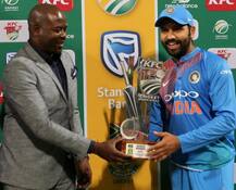 કેપ્ટન તરીકે રોહિત શર્માએ કર્યું આ કારનામું, ધોની-કોહલી પણ નથી બનાવી શક્યા રેકોર્ડ