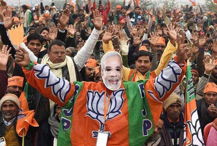 હાલની રાજ્યસભાની ચાર બેઠકો પૈકી ત્રણ બેઠકના સભ્યો કેન્દ્રમાં પ્રધાન છે. તેથી આગામી ચૂંટણીમાં ભાજપે આ ત્રણમાંથી એક પ્રધાનને પડતા મૂકવા અથવા અન્ય રાજ્યમાંથી ચૂંટણી લડાવવી પડે તેવી સ્થિતિ છે.