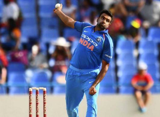 યુવરાજ સિંહ, ક્રિસ ગેલ, ડેવિડ મિલર, એરોન ફિંચ, કે એલ રાહુલ, કરૂણ નાયર, મનોજ તિવારી, એન્ડ્રુ ટાય જેવા સ્ટાર ક્રિકેટરો અશ્વિનની કેપ્ટનશિપમાં રમતા જોવા મળશે. 