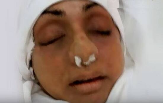 શ્રીદેવીના અંતિમ સંસ્કાર 3:30 કલાકે વિલે પાર્લેના સ્મશાન ઘાટમાં કરવામાં આવશે. બપોરે 2 કલાકે અંતિમ યાત્રા કાઢવામાં આવશે. સેલિબ્રેશન સ્પોર્ટ્સ ક્લબ શ્રીદેવીના ઘરની નજીક આવેલી છે. શ્રીદેવીના પાર્થિવ દેહના અંતિમ દર્શન કરવા માટે ફિલ્મી સિતારા, ચાહકોની ભારે ભીડ લાગી છે.