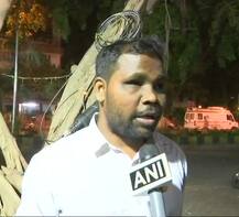 આંખોથી જોઈ નથી શકતો, છતાં શ્રીદેવીના અંતિમ દર્શને પહોંચ્યો ફેન, જાણો શું કહ્યું