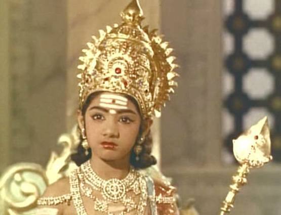 1972:1972માં તામિલ ફિલ્મ અગાથીયારમાં શ્રીદેવી, તે સમયે તેની ઉંમર 9 વર્ષની હતી.