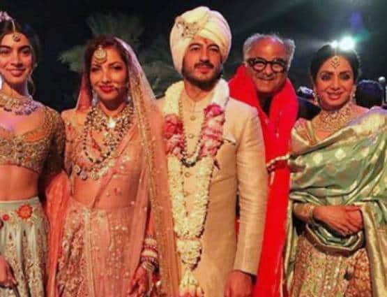 2018: આ શ્રીદેવીની કોઇ સમારોહની છેલ્લી તસવીર છે, તે 20 ફેબ્રુઆરીએ પોતાના ભાણેજ મોહિત મારવાહના લગ્નમાં હાજરી આપવા દુબઇ ગઇ હતી, જ્યાં તેનું મૃત્યું થઇ ગયું હતું. શ્રીદેવી 54 વર્ષની હતી.