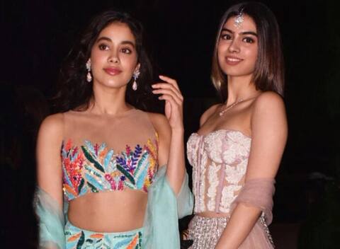 શ્રીદેવીનું બન્ને પુત્રીઓ સાથે હતું જબરદસ્ત બૉન્ડિંગ, જાણો જ્હાનવી-ખુશી કપૂર વિશે અંગત શ્રીદેવીનું બન્ને પુત્રીઓ સાથે હતું જબરદસ્ત બૉન્ડિંગ, જાણો જ્હાનવી-ખુશી કપૂર વિશે અંગત