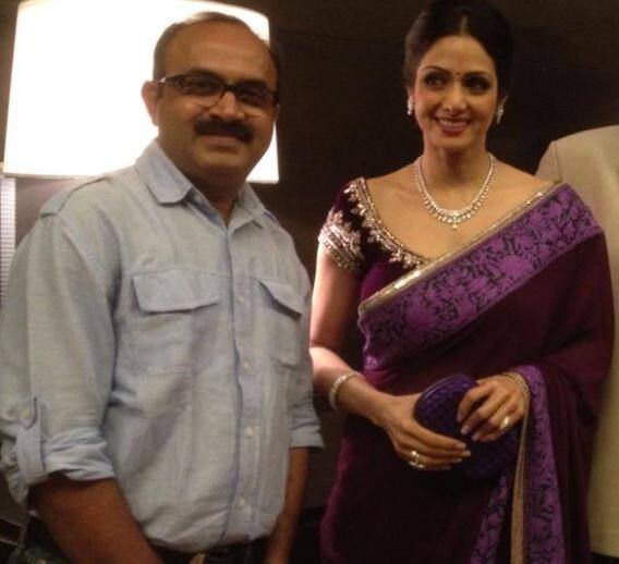  નૂરજહાંએ ઘણાં વર્ષોથી શ્રીદેવી સાથે કામ કર્યું છે. નૂરજહાએ જણાવ્યું શ્રીદેવીના પાર્થિવ દેહનો મેક-અપ કરતાં સમયે રાજેશ પાટિલનો હાથ ધ્રૂજતો હતો. મેક આર્ટીસ્ટ રાજેશ પાટિલે રાની મુખર્જી, દિયા મિર્ઝા, પ્રિયંકા ચોપરા જેવી અનેક બોલિવૂડ અભિનેત્રીઓનો મેક-અપ કરી આપ્યો છે. 