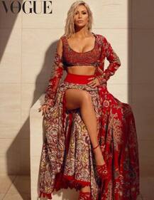 કિમ કર્દાશિયન ભારતના ક્યા ડીઝાઈનરનાં લહેંગા-ચોલી-સાડી પહેરીને લાગી રેડ હોટ, જાણો વિગત