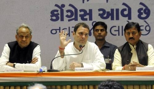 રાષ્ટ્રીય પ્રમુખના આદેશ છતાં પણ પક્ષવિરોધી સામે કાર્યવાહી ન કરતાં હાઈકમાન્ડ નારાજગી વ્યક્ત કરી છે. પ્રભારીના ઠપકા બાદ ગુજરાત કોંગ્રેસના નેતાઓએ પક્ષવિરોધીઓ સામે કાર્યવાહી કરવા મજબૂર થવું પડ્યું છે. 