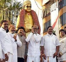 તમિલનાડૂમાં નેતૃત્વની અછત દૂર કરી MGR જેવુ શાસન આપવાનો રજનીકાંતનો વાયદો 