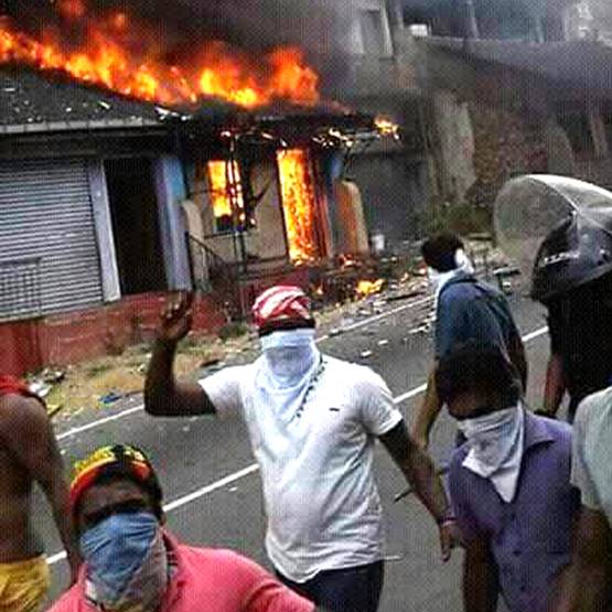 શ્રીલંકામાં હિંસા બાદ ઇમર્જન્સી, જાણો કેમ સામ-સામે આવી ગયા બૌદ્ધ અને મુસ્લિમ?