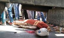 અમદાવાદ: ટ્રક ચાલકે બાઈકને પાછળથી ટક્કર મારતા પોલીસ કર્મીનું ઘટનાસ્થળે જ મોત