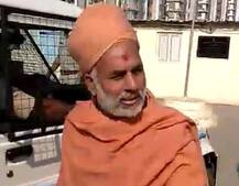 અઢી કરોડ રૂપિયાની છેતરપિંડી કેસમાં સ્વામીનારાયણ મંદિરના ચતુરર્ભુજ સ્વામી પોલીસ સ્ટેશનમાં  થયા હાજર 