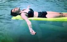 નાગિનની આ હૉટ એક્ટ્રેસે અંડમાનના બીચ પરથી શેર કર્યા આ હૉટ ફોટોઝ, જુઓ તસવીરો