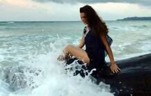 નાગિનની આ હૉટ એક્ટ્રેસે અંડમાનના બીચ પરથી શેર કર્યા આ હૉટ ફોટોઝ, જુઓ તસવીરો