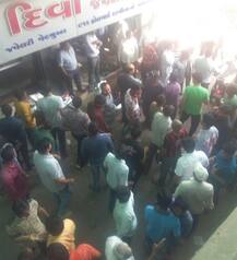 ગાંધીનગર: જાહેરમાં ટોળું હથિયારો લઈને આવ્યું અને માણસામાં મચાવ્યો આતંક, જાણો વિગત