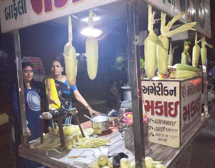 ગોપીબેન સૂર્યવંશી : ફ્રેશ મકાઈનો ધંધો લો ગાર્ડન પાસે કરે છે. રોજનાં બસો ત્રણસો અને ચોમાસામાં સારી કમાણી કરેછે. દિકરી દસમા ધોરણમાં અને દિકરો કોલેજમાં ભણે છે. પતિની સાથે હારોહાર કામ કરે છે. બીજા બધા સાંજે આવે છે, જ્યારે તેઓ બપોરે બે વાગ્યે આવી જાય છે.