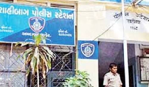 પી.જી.સરવૈયા કંટ્રોલથી મણિનગર ખાતે બદલી કરાઈ છે. 