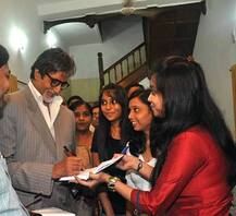 અમિતાભ બચ્ચન વાપરે છે આટલી મોંઘી પેન, કિંમત જાણીને ચોંકી જશો