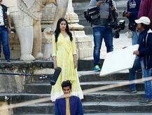 ‘ધડક’ના સેટ પરથી લીક થઈ તસવીર, આવો છે જ્હાન્વી અને ઇશાનનો લુક