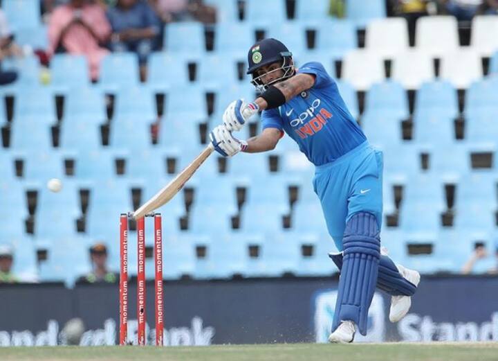 કોહલીએ સાઉથ આફ્રિકા પ્રવાસ દરમિયાન જોરદાર બેટિંગ કરીને ટીમ ઈન્ડિયાને પ્રથમ વખત આફ્રિકાની ધરતી પર વન-ડે અને ટી-20 સીરિઝ જીતાડી હતી.