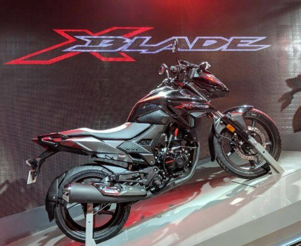 HMSIના સીનિયર વાઇસ પ્રેસિડેન્ટ સેલ્સ એન્ડ માર્કેટિંગ વાઇ.એસ.ગુલેરિયાએ કહ્યું કે, અમે કરેલા વાયદા મુજબ X-Bladeને માર્ચ 2018માં ડિસ્પેચ કરી દેવામાં આવી છે. તેમણે કહ્યું કે, નવી મોટરસાઇકલને મિલેનીઅલ અને જેન ઝેડ માટે ડીઝાઇન કરી છે.