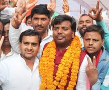 જાણો કોણ છે યોગીના ગઢ ગોરખપુરમાં ગાબડું પાડનાર પ્રવીણ નિષાદ