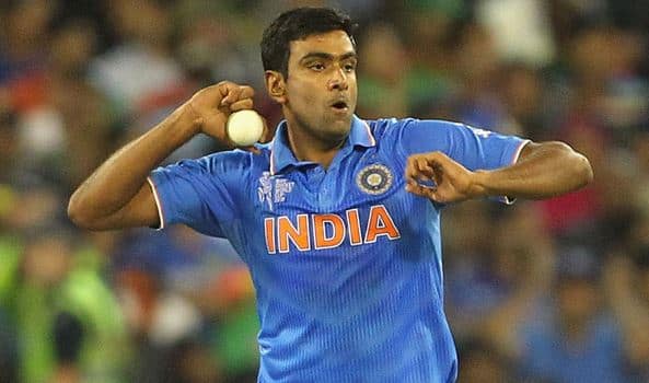 ભારત સૌથી આર અશ્વિન 52 વિકેટ લેવાની સાથે પ્રથમ નંબર પર છે.