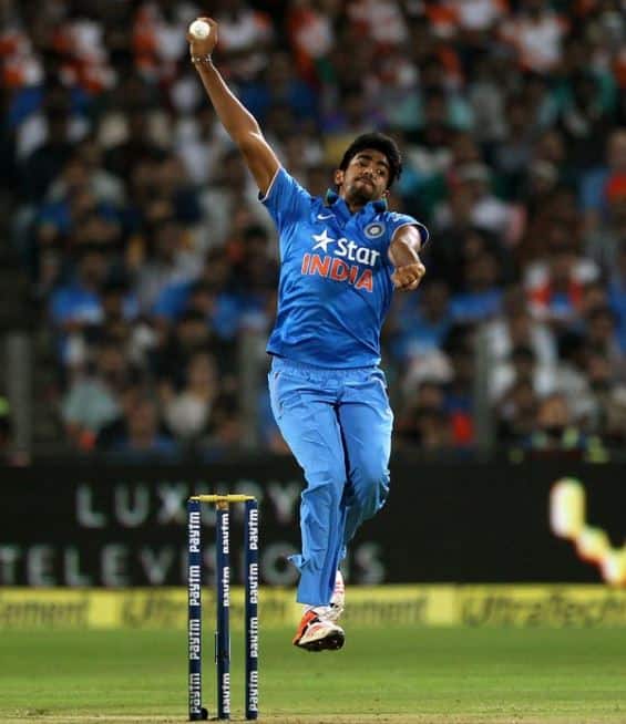 અમદાવાદનો ફાસ્ટ બોલર જસપ્રીત બુમરાહ 41 વિકેટ સાથે ત્રીજા નંબર પર છે.