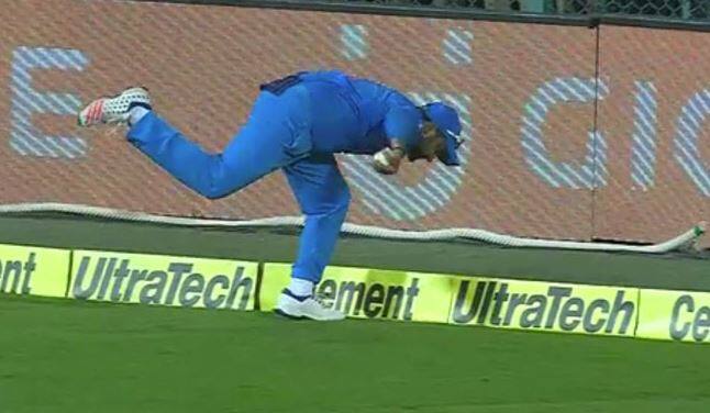 રૈના ટી-20 ઈન્ટરનેશનલ ક્રિકેટમાં સૌથી વધારે કેચ પકડવામાં ચોથો ખેલાડી બની ગયા છે. 