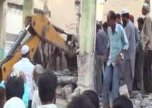 જૂનાગઢ: માંગરોળમાં સ્કૂલનો સ્લેબ તૂટી પડતા બે મજૂરોના મોત