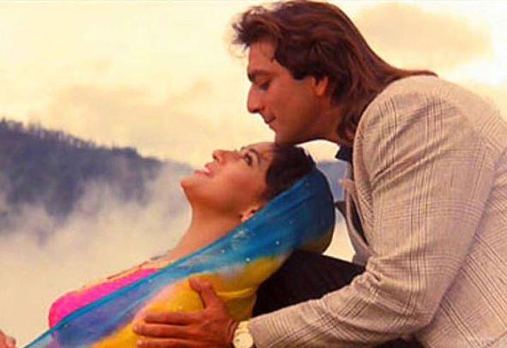 આ ઘટના બાદ ટાડા મામલે સંજય દત્તની ધરપકડ થઈ ગઈ હતી. માધુરીના માતા પિતા પહેલાંથી જ સંજય દત્ત સાથે સંબંધને લઇ નારાજ હતા. સંજય જેલમાં ગયા બાદ માધુરીએ તેનાથી અંતર જાળવી રાખવાનું યોગ્ય માન્યું. 