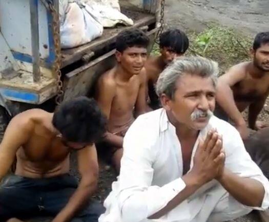 ઉનાઃ જુલાઈ 2016માં ઉનાના સમઢીયાળા ગામે મૃત ગાયનું ચામડું ઉતારી રહેલા બાલુભાઈ સરવૈયા અને તેમના પરિવાર પર એકાએક ગૌરક્ષકો તૂટી પડ્યા હતા. જે બાદ તેમને નિર્દયતાથી ફટકારવામાં આવ્યા હતા. આ અંગેનો વીડિયો વાઇરલ થયા દેશભરમાં દલિતોએ વિરોધ નોંધાવ્યો હતો અને ગુજરાત સરકાર પણ હરકતમાં આવી હતી.