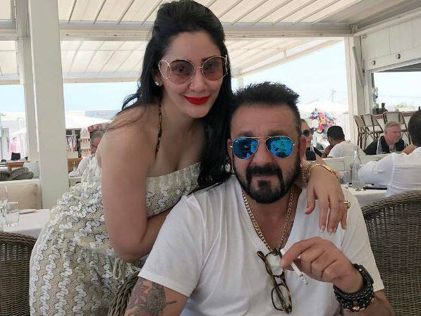 માન્યતા પતિ સંજય દત્તના પ્રોડક્શન હાઉસની સીઈઓ પણ છે.