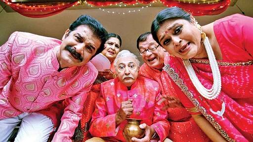 મુંબઈઃ ‘ખીચડી’ સીરિયલ તમને બધાને યાદ હશે. જો તમે તેને ફરી જોવા માગતા હો તો તમારા માટે સારા સમાચાર છે. ટૂંકમાં જ આ ટાવી શો ફરી શરૂ થવા જઈ રહ્યો છે. આ શો આગામી 14 એપ્રિલથી શરૂ થશે. એક કલાક સુધી આ શો ચાલશે. તેનું પ્રસારણ દર શનિવાર અને રવિવારે કરવામાં આવશે. 