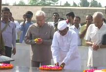 ભૂખ હડતાલ અગાઉ રાજઘાટ પહોંચ્યા અણ્ણા હજારે, ખેડૂતોને પેન્શન સહિતની આ સાત છે માંગણીઓ