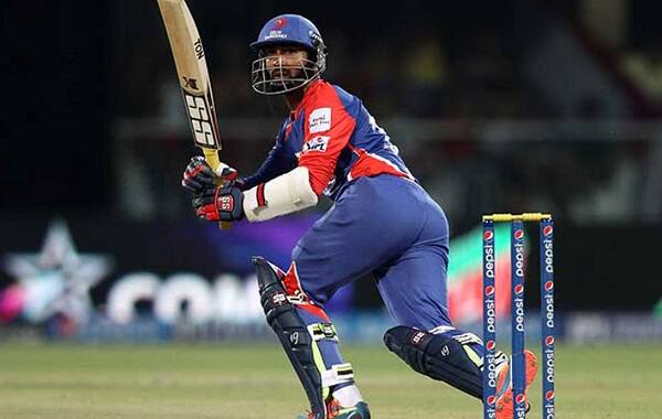 આઈપીએલના 10 વર્ષના ઈતિહાસમાં કાર્તિક એક ટીમમાંથી બીજી ટીમમાં ફરતો રહ્યો છે. આ આઈપીએલમાં કાર્તિક પોતાની છઠ્ઠી ફ્રેન્ચાઈઝી તરફથી રમશે. ગૌતમ ગંભીરને રિલીઝ કર્યા બાદ કેકેઆરની ટીમે કાર્તિકને આ સિઝનમાં 7.4 કરોડ રૂપિયામાં ખરીદ્યો છે.