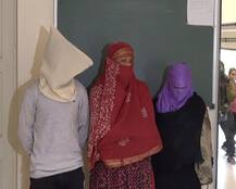 રાજકોટઃ યુવકને હોટલના રૂમમાં લઇ ગઇ યુવતી, પછી બીજી યુવતી આવી ને નગ્ન થઈને યુવકને નગ્ન કરી દીધો, પછી શું થયું  ?